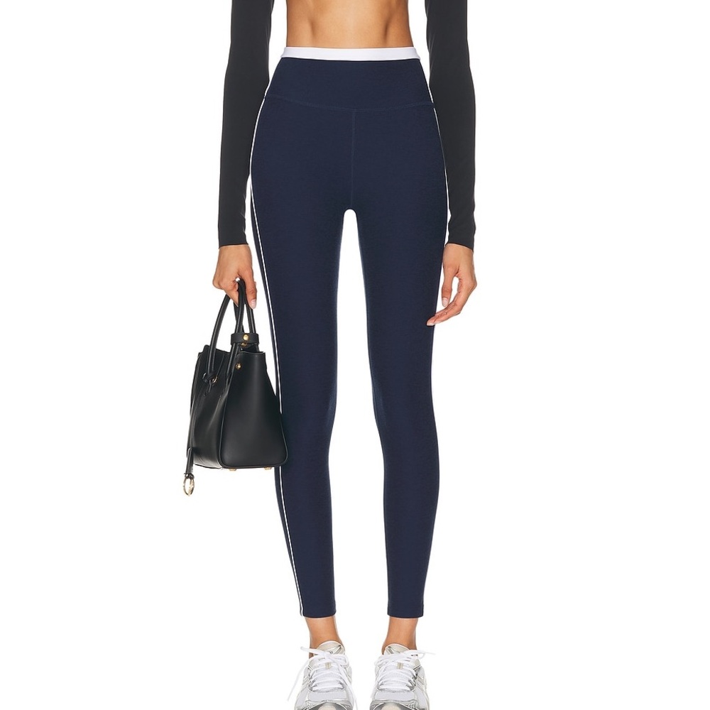 Beyond Yoga Navy Blue Leggings with White Detail